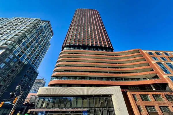 180 Front ST E #4005, Toronto C08, ON M5A 0A9