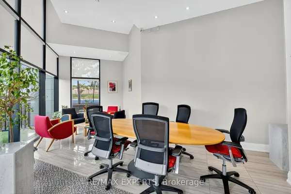 12 Woodstream BLVD #6, Vaughan, ON L4L 8C3