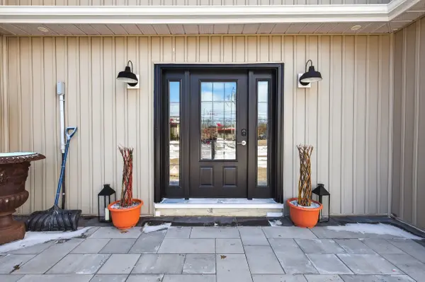 449 Park ST, Tay, ON L0K 2A0