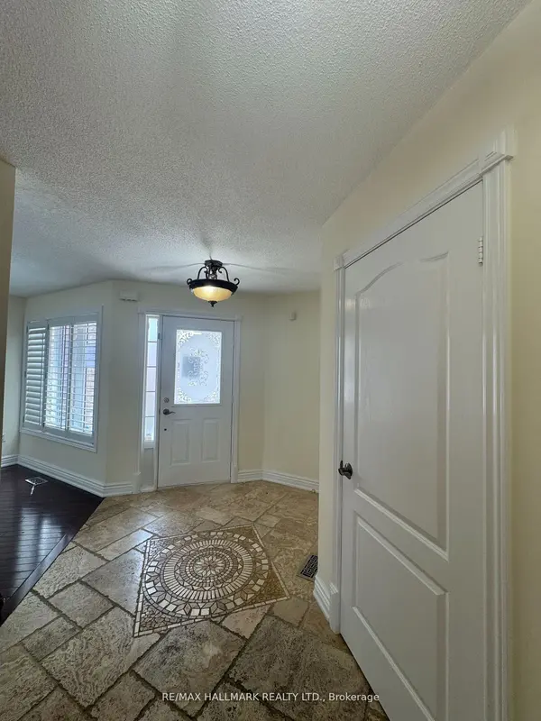 203 Landsbridge ST, Caledon, ON L7E 2J6