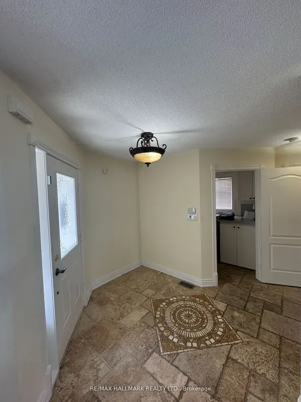 203 Landsbridge ST, Caledon, ON L7E 2J6