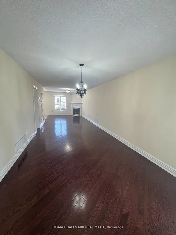 203 Landsbridge ST, Caledon, ON L7E 2J6