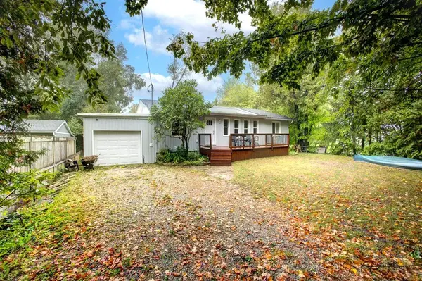 505 Attawandaron RD, Huron-kinloss, ON N0G 2R0