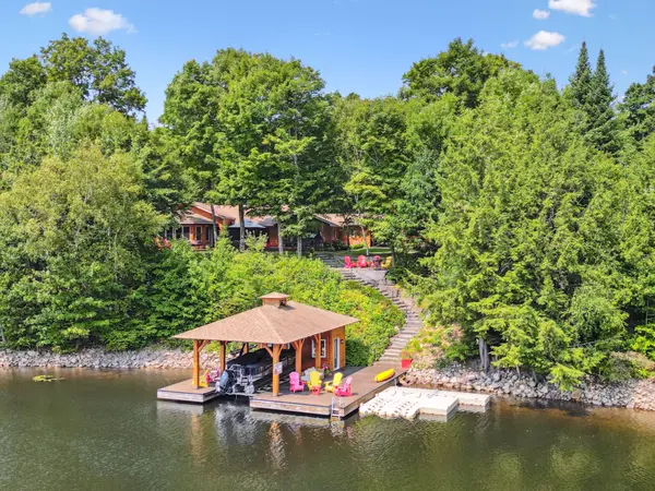 1319 Wolf CIR, Algonquin Highlands, ON P0A 1E0