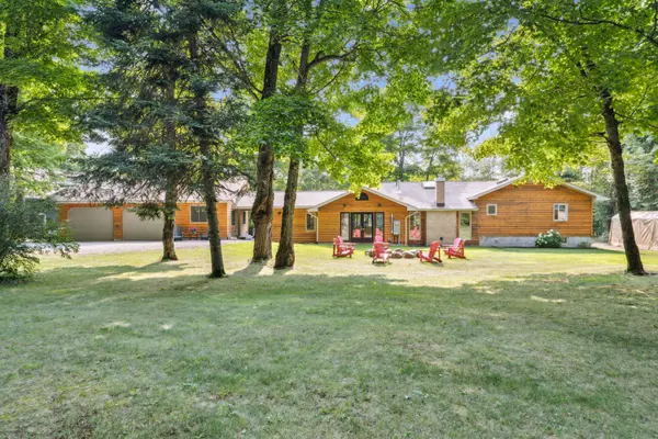 1319 Wolf CIR, Algonquin Highlands, ON P0A 1E0