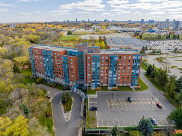 55 Blue Springs DR #PH2, Waterloo, ON N2J 4T3