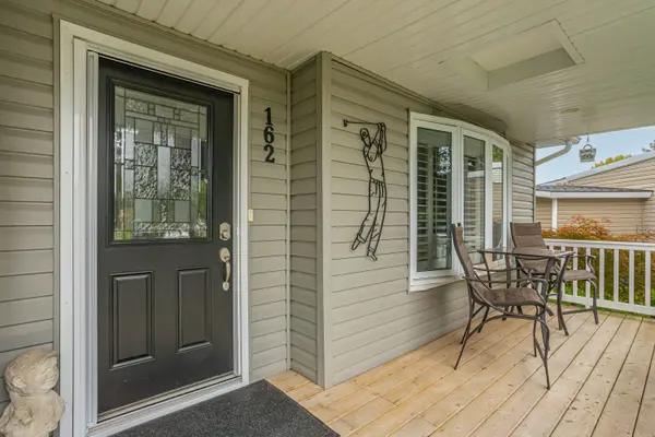 162 Mississauga PL, South Huron, ON N0M 1T0