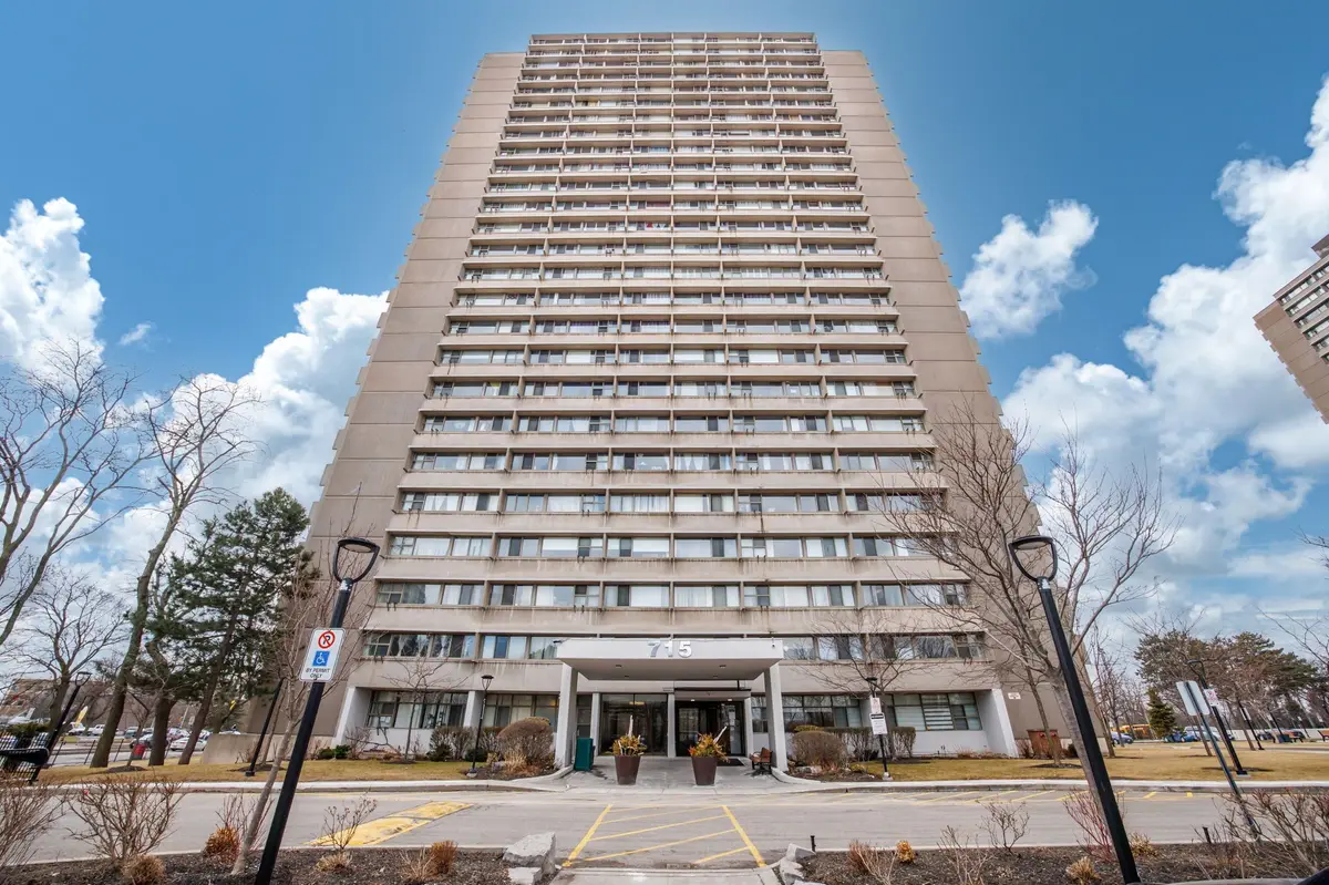 715 Don Mills RD #2204, Toronto C11, ON M3C 1S5