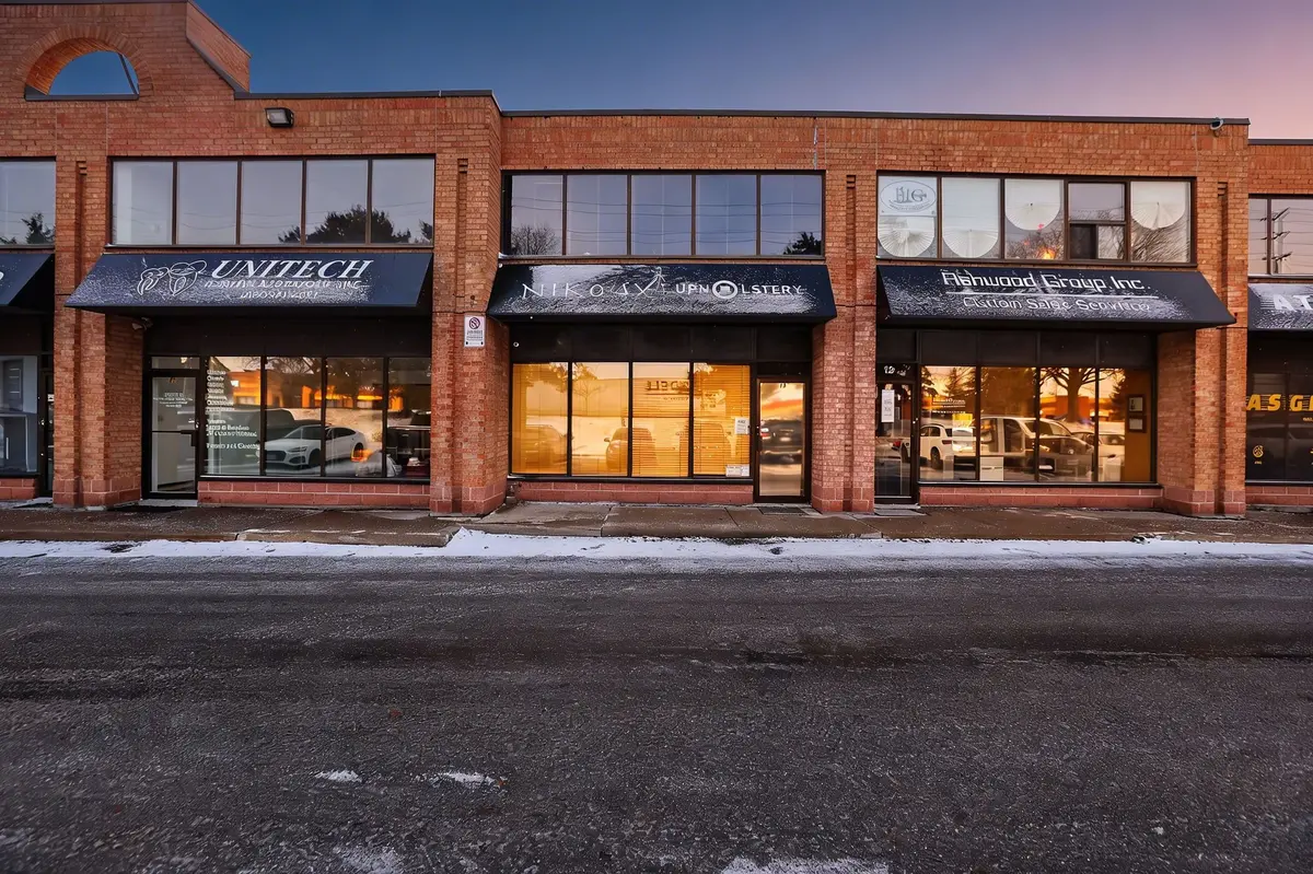 665 Millway AVE #11, Vaughan, ON L4K 3T8