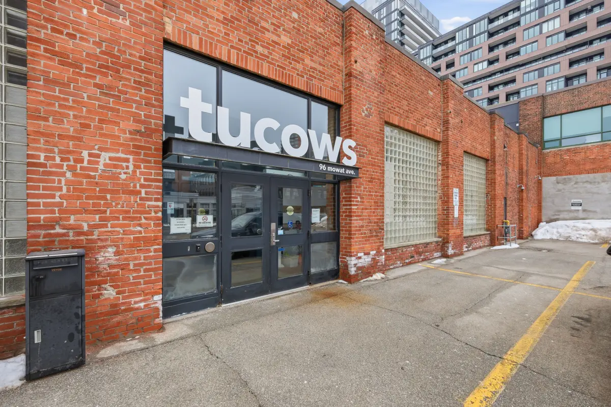 96 Mowat AVE #Ground Floor & 2nd Floor, Toronto W01, ON M6K 3M1