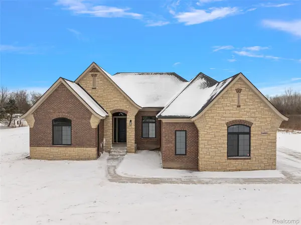 1 Pinery CT, Orion Charter Township, MI 48362