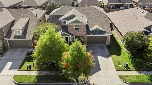 1812 Settlement Way, Aubrey, TX 76227