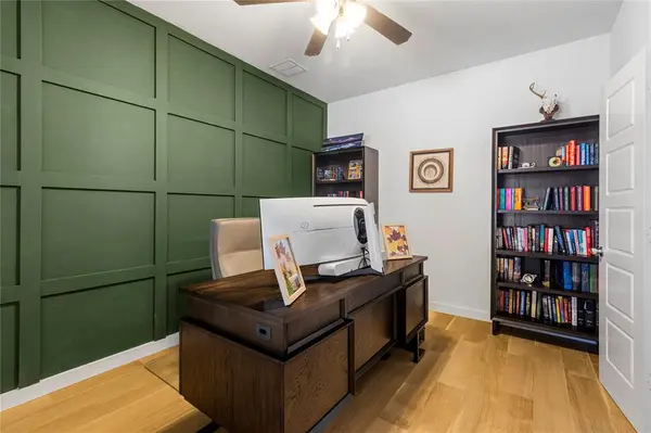 1812 Settlement Way, Aubrey, TX 76227