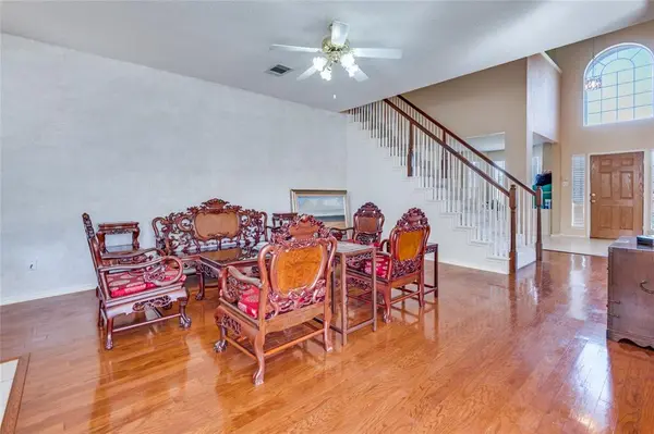 2079 Sunset Lane, Lewisville, TX 75067