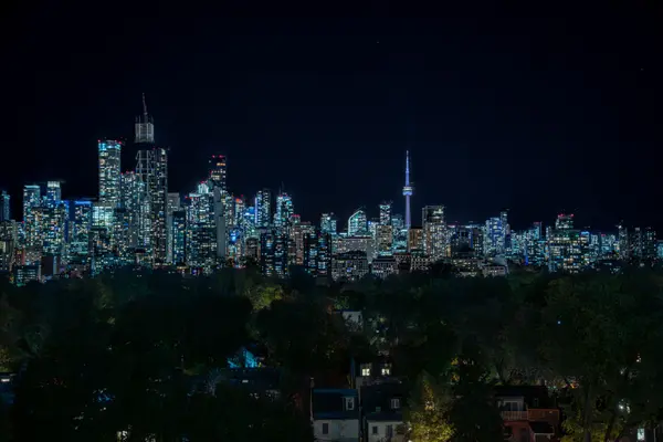 63 St Clair AVE W #Suite 1002, Toronto C02, ON M4V 2Y9