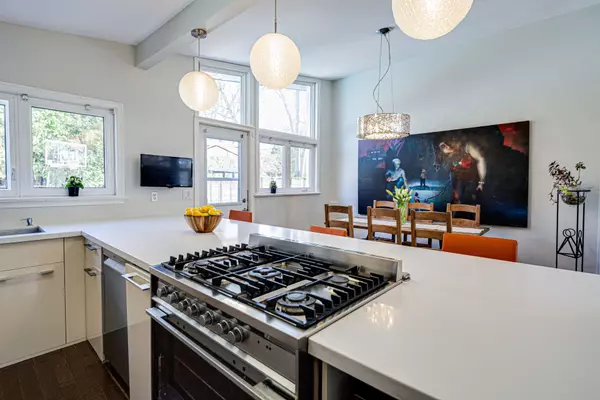 2 Parmbelle CRES, Toronto C13, ON M3A 3G6