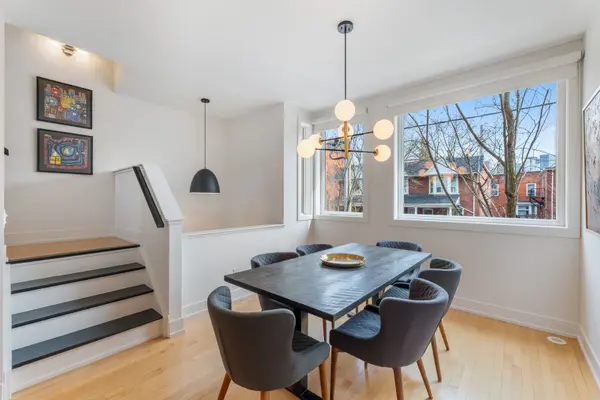 10A Cecil ST, Toronto C01, ON M5T 3B1