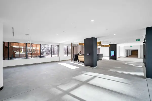 1 Quarrington LN #2401, Toronto C13, ON M3C 0S4