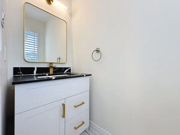 14 Heritage ST, Bradford West Gwillimbury, ON L3Z 0X5