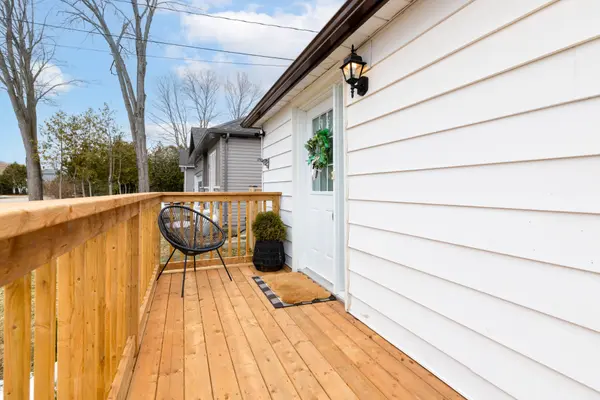 796 Sedore AVE, Georgina, ON L0E 1S0