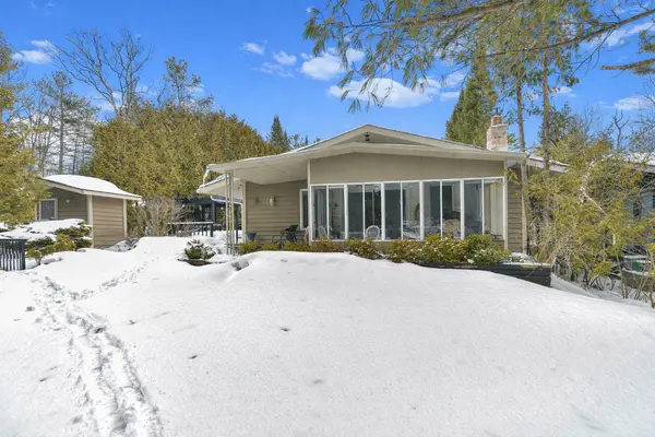 3609 Riverdale DR, Severn, ON L0K 2B0