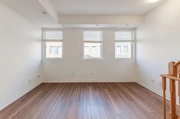 68 Winston Park BLVD #50, Toronto W05, ON M3K 1C3