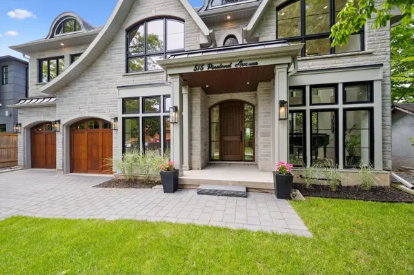 515 Pineland AVE, Oakville, ON L6K 1Z9