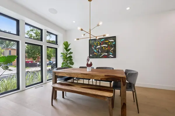 515 Pineland AVE, Oakville, ON L6K 1Z9