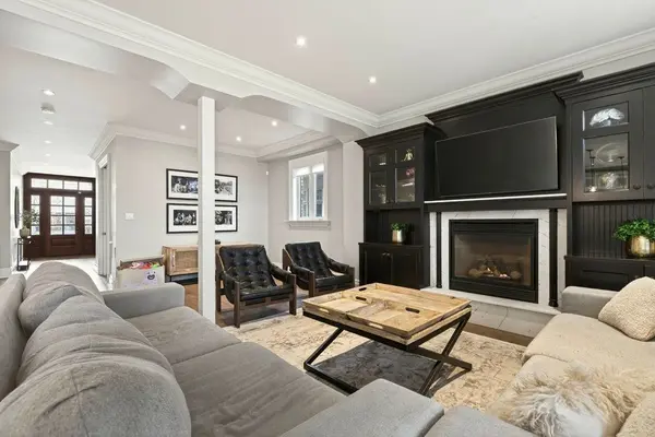 195 Pomona AVE, Burlington, ON L7N 1S9