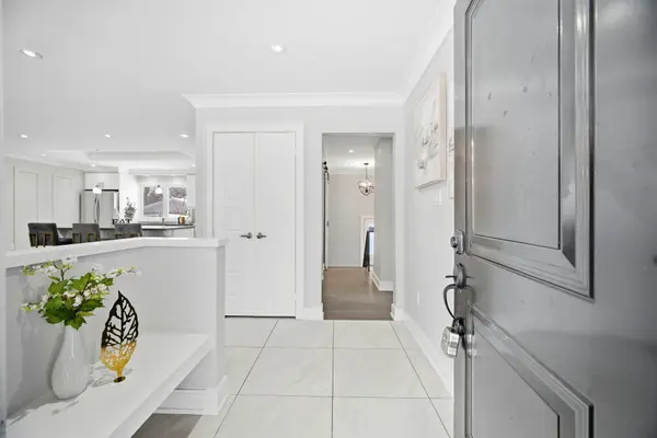 6037 Old Church RD, Caledon, ON L7C 1H8