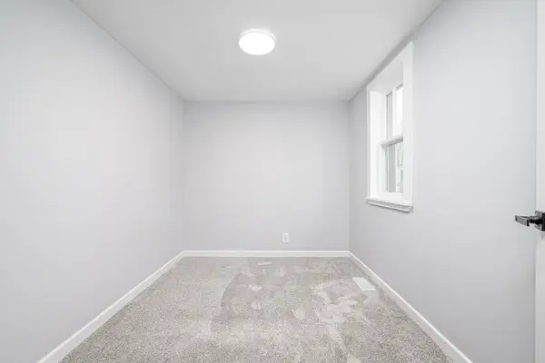 46 Young ST, Hastings Highlands, ON K0L 2S0