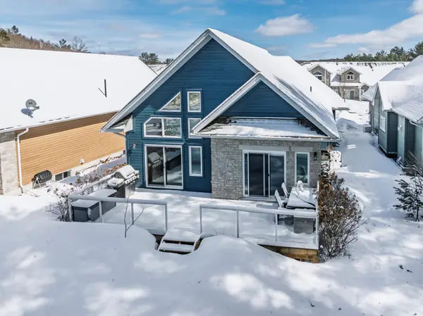 49 Webb CIR, Dysart Et Al, ON K0M 1S0