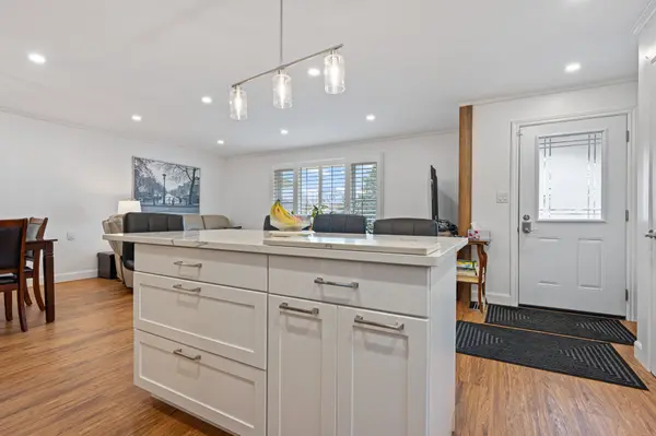 24 DENRICH AVE, Tillsonburg, ON N4G 4W2