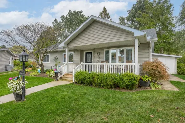 162 Mississauga PL, South Huron, ON N0M 1T0