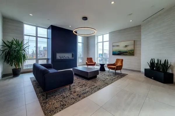 2750 King ST E #102, Hamilton, ON L8G 0B8