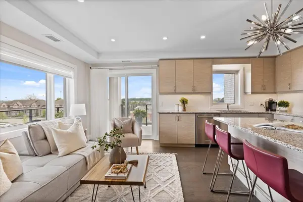 245 Grey Silo RD #302, Waterloo, ON N2K 0G6