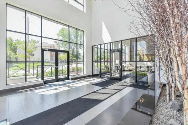 150 Wellington ST E #1502, Guelph, ON N1H 3R2