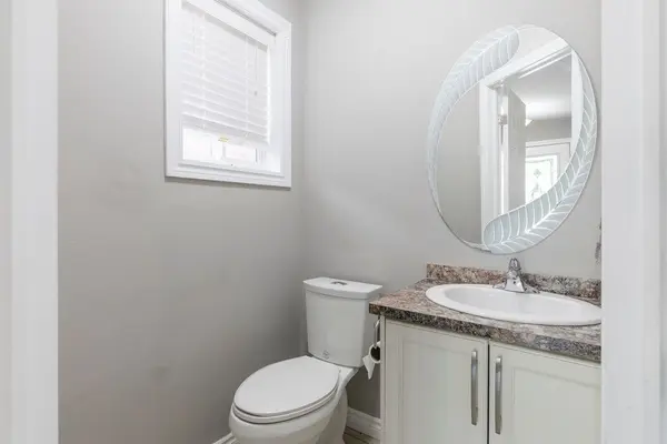 16 Avatar PL, Hamilton, ON L0R 1W0