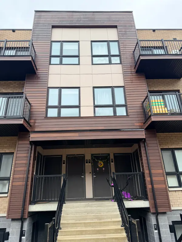 10 Palace ST #D5, Kitchener, ON N2E 0J3