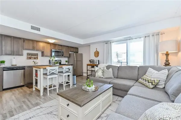 108 Summit Ridge DR #302, Guelph, ON N1E 0P8