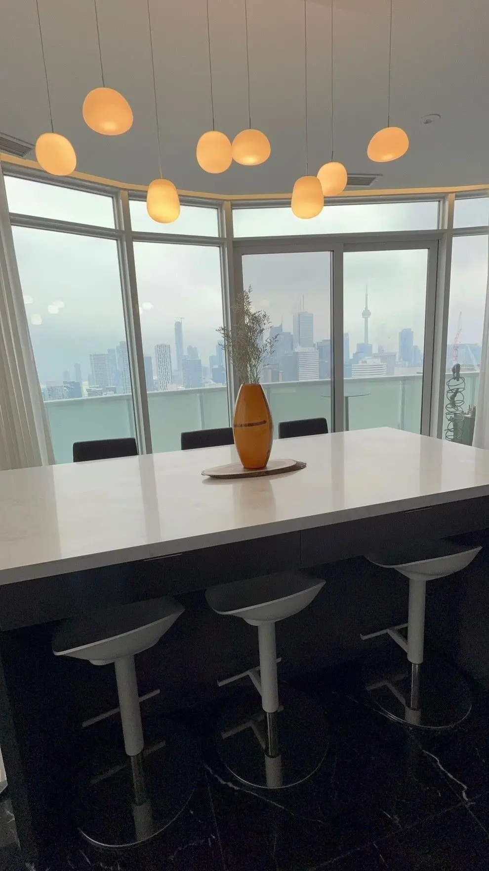 403 Church ST #4212, Toronto C08, ON M4Y 0C9