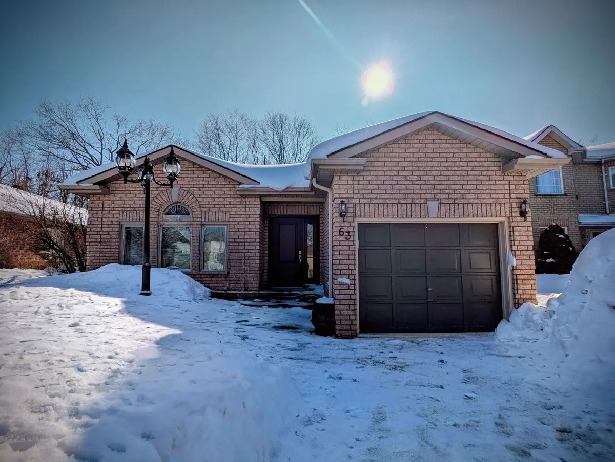 63 Benson DR, Barrie, ON L4N 7Y2
