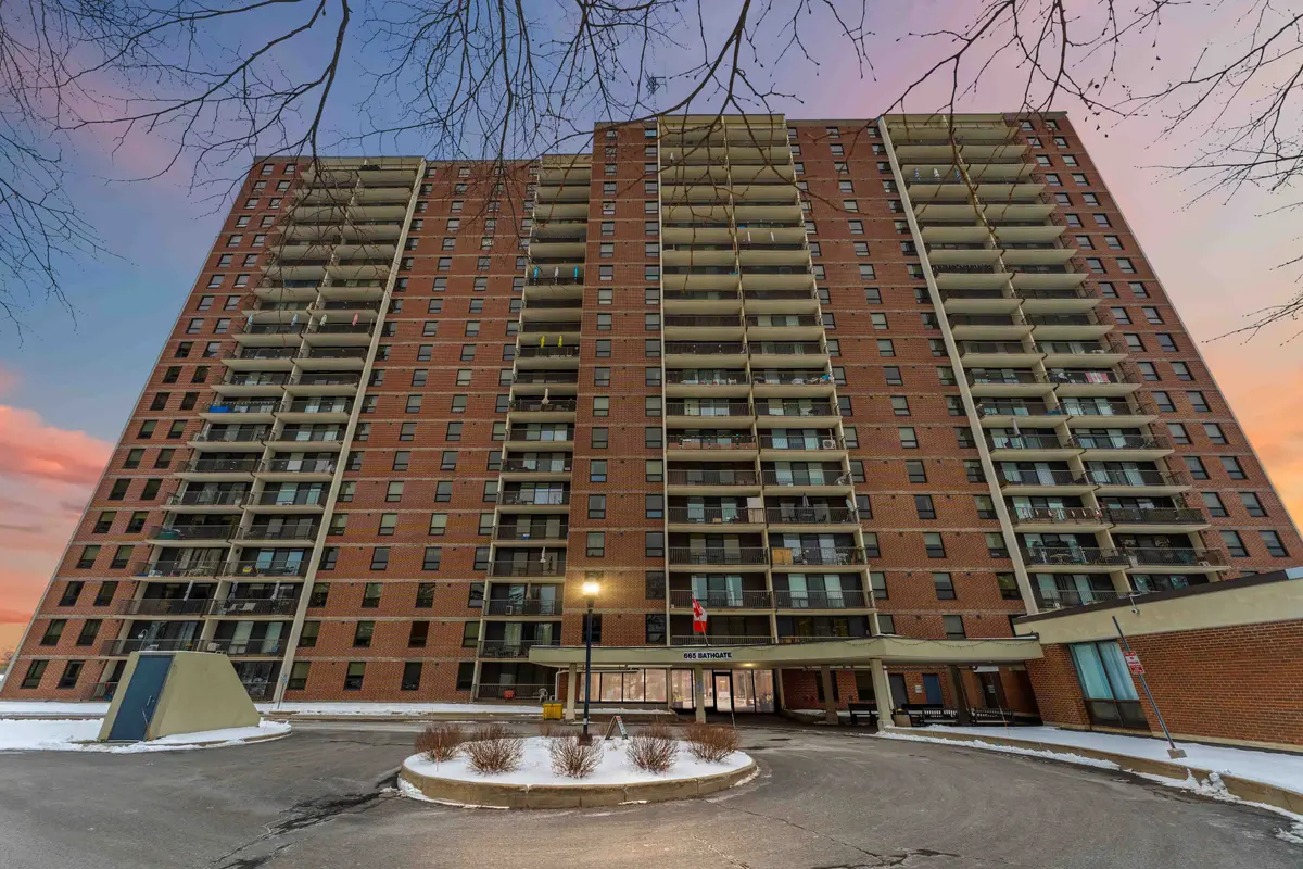 665 Bathgate DR #807, Overbrook - Castleheights And Area, ON K1K 3Y4