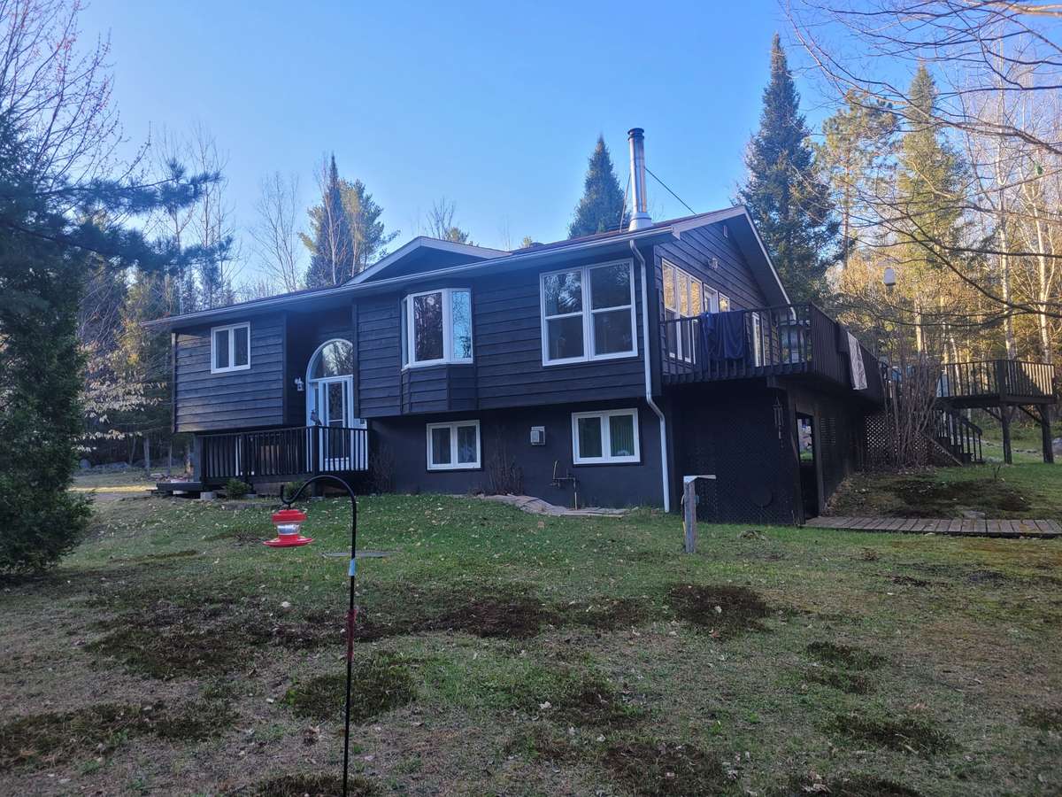 3221 Highway 17 N/A E, Papineau-cameron, ON P0H 1V0