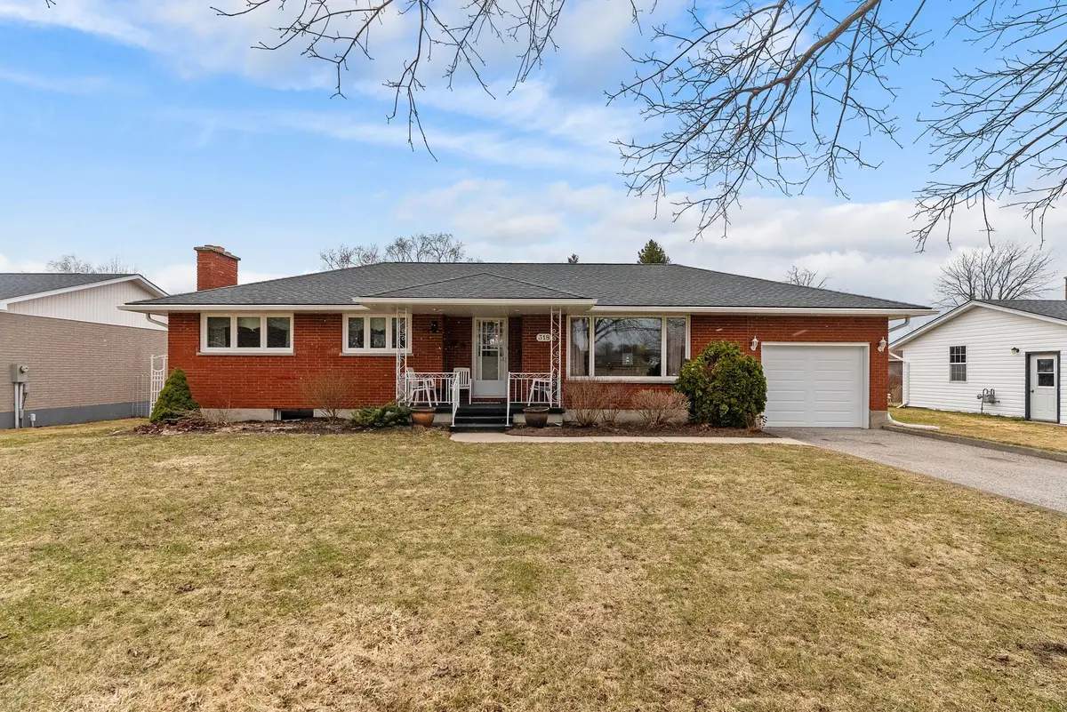 318 Eldon ST, Goderich, ON N7A 3S1