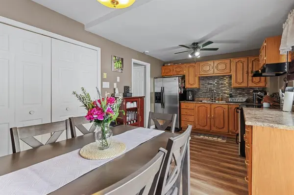 37 Nash Crescent, Mount Pearl, NL A1N 3G6