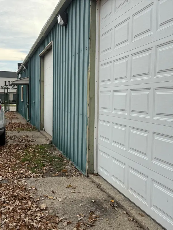 27618 Warren RD, Westland, MI 48185