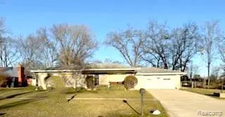 53432 Bruce Hill DR, Shelby Charter Township, MI 48316