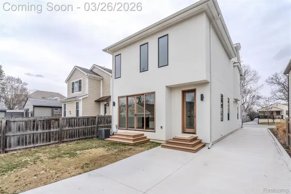 1307 Humphrey AVE, Birmingham, MI 48009