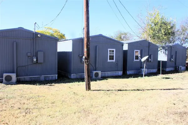 301 E Cedar Street #A, Lometa, TX 76853